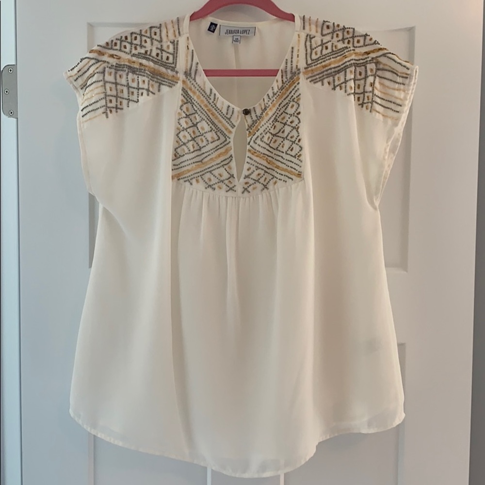 Jennifer Lopez flowy boho style top